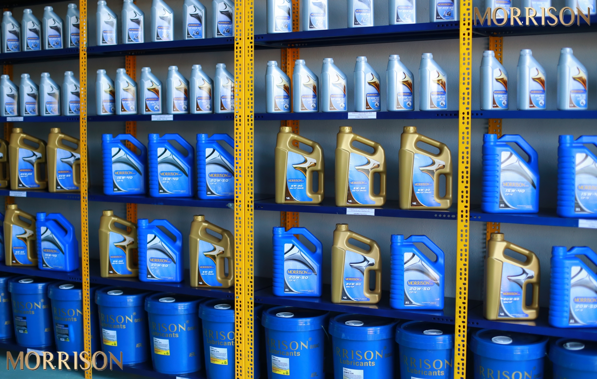 Thời gian thay dầu nhớt phụ thuộc vào nhiều yếu tố